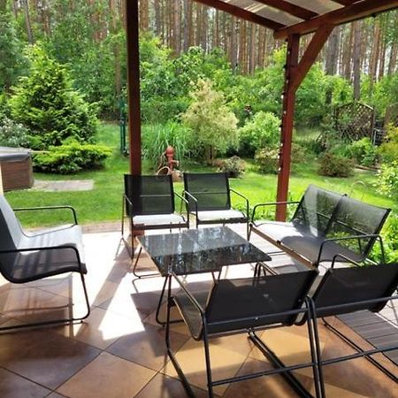 Dom Wakacyjny Merlin Nad Jeziorem Jodlow Slawa Radzyn Extérieur photo